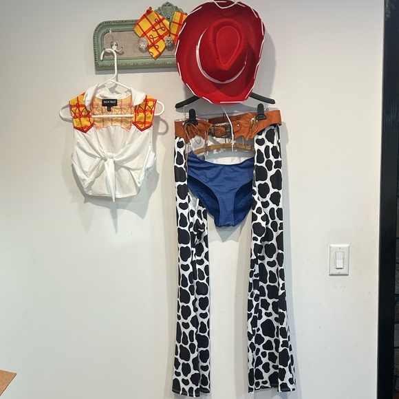 Dolls Kill Jessie Cowgirl chaps story Costume Set Red Hat large women’s nwot - Picture 10 of 10